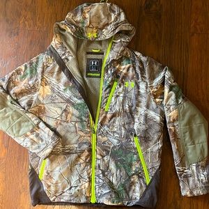 UnderArmour Realtree Camo coat - LG